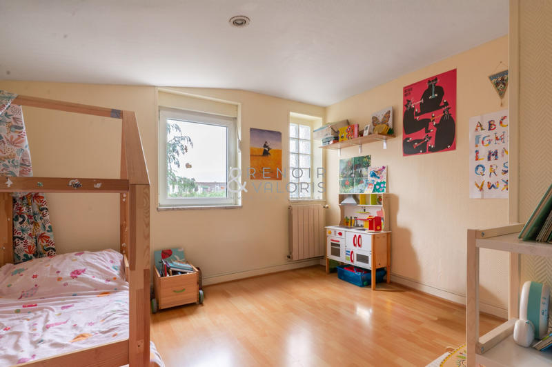 Maison - 125 m² - 5 pièces