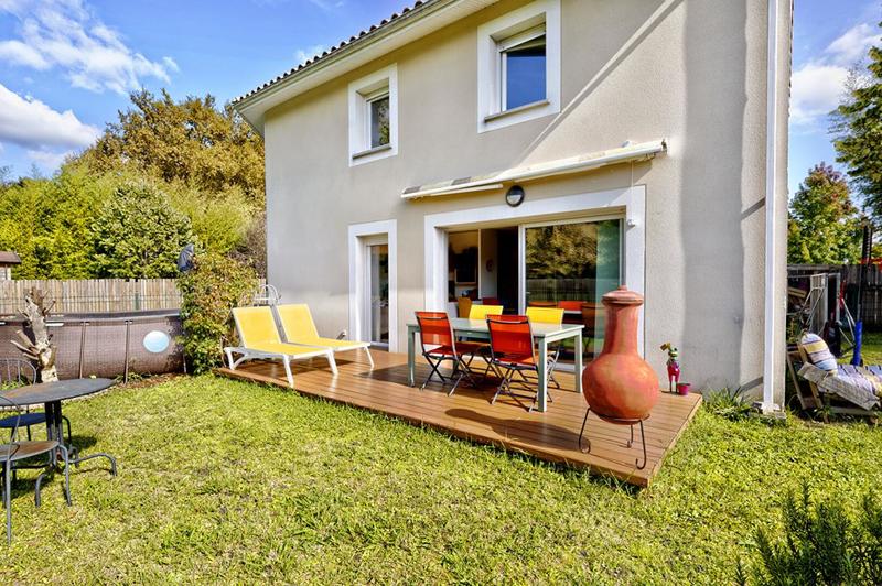 Maison - 90 m² - 4 pièces