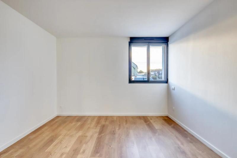 Appartement - 102 m² - 4 pièces
