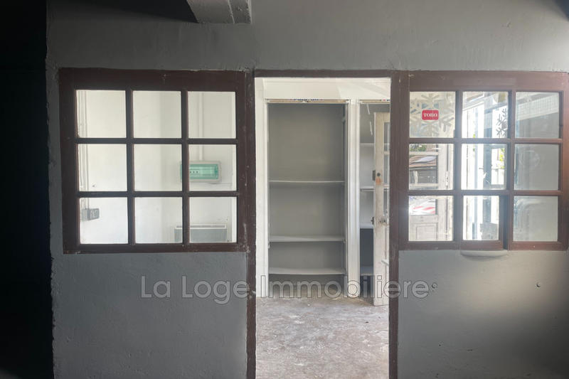 Local commercial - 105 m²