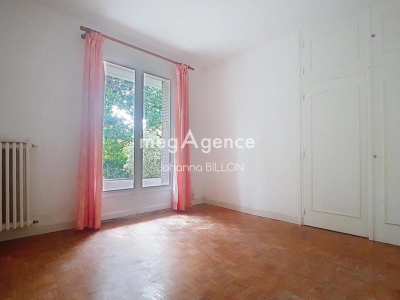 Appartement - 98 m² - 5 pièces