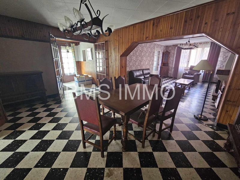 Maison - 150 m² - 6 pièces