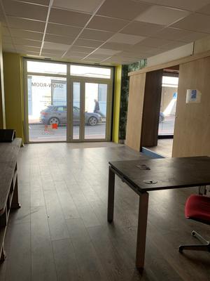 Local commercial - 82 m²
