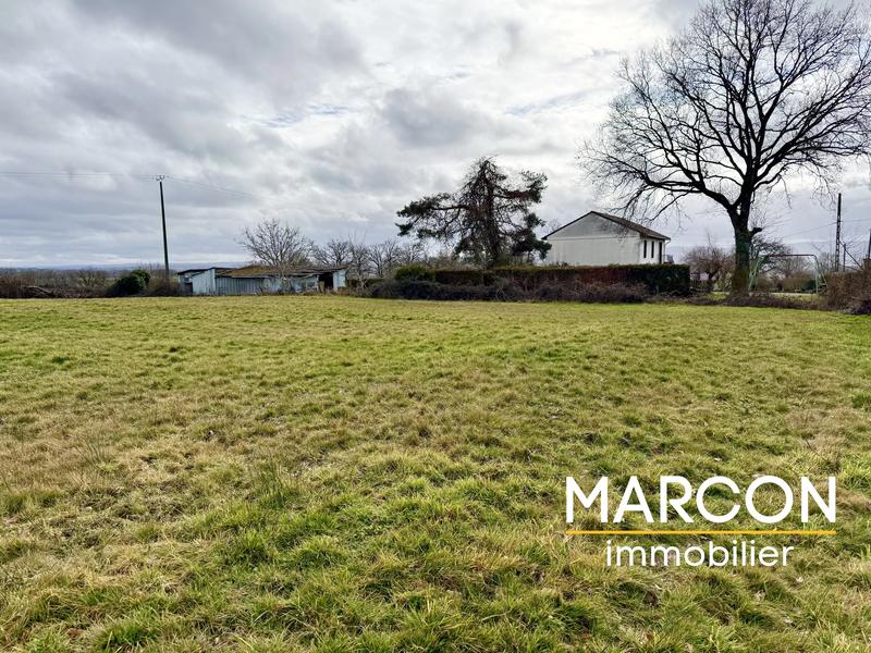 Terrain constructible - 2 523 m²