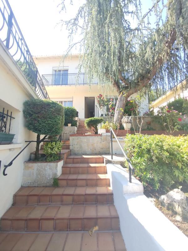 Propriété - 187 m² - 6 pièces