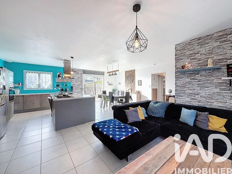 Maison - 98 m² - 4 pièces