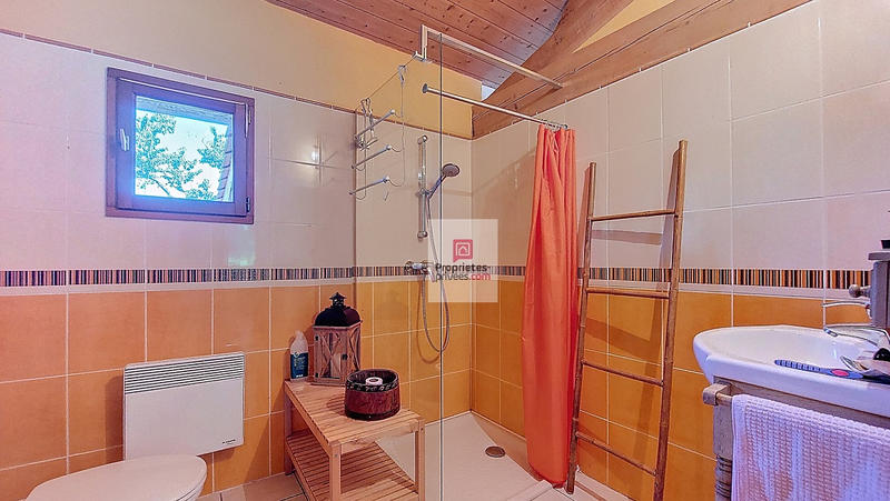 Maison - 257 m² - 10 pièces