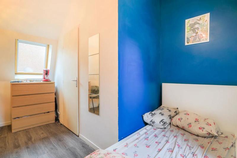 Maison - 98 m² - 8 pièces