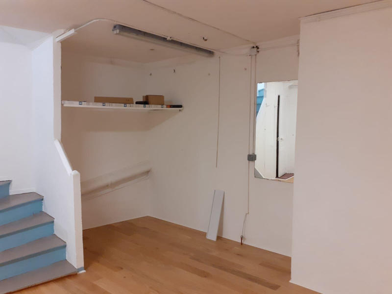 Magasins - 45 m² - 2 pièces