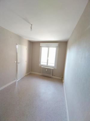 Appartement - 67 m² - 4 pièces