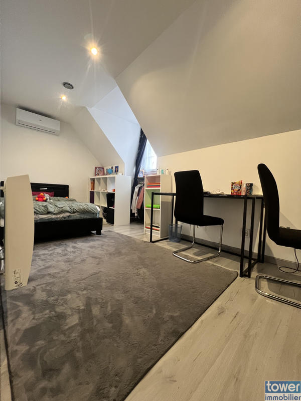 Maison - 110 m² - 6 pièces