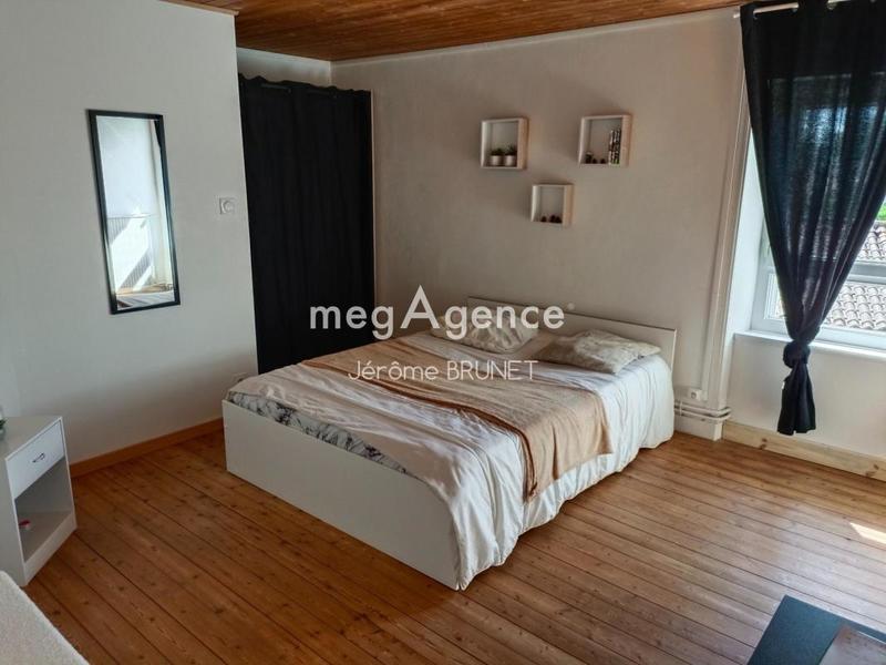 Maison - 160 m² - 5 pièces