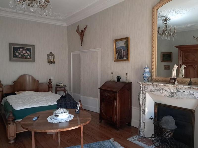 Appartement - 143 m² - 5 pièces