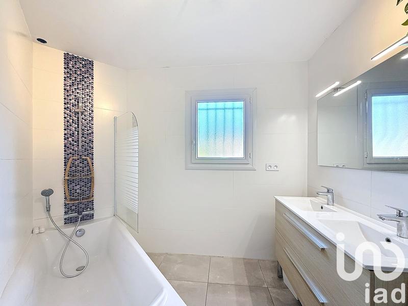 Maison - 162 m² - 5 pièces