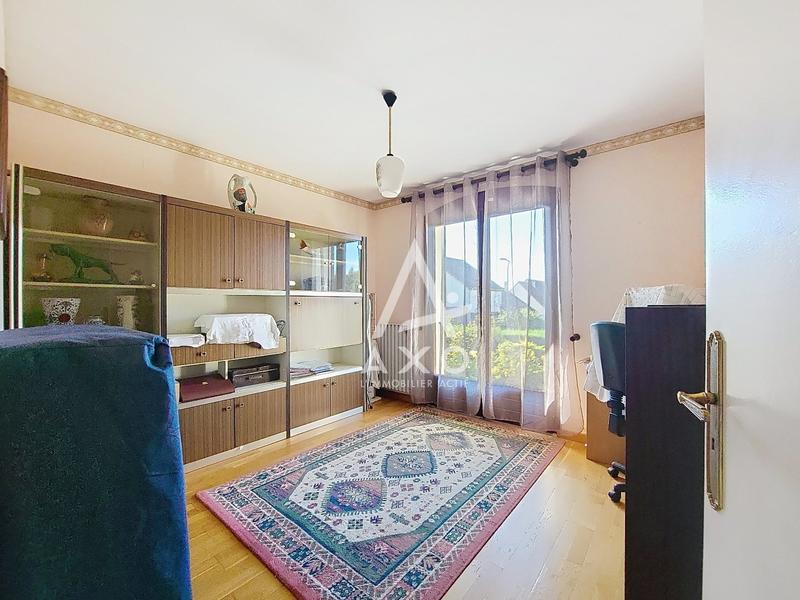 Maison - 104 m² - 5 pièces