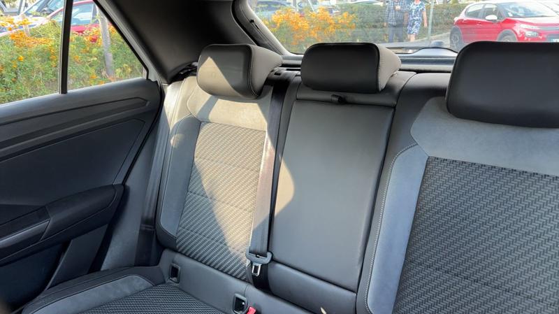 Volkswagen t-Roc 1.5 Tsi 150 Dsg7 R-Line - Automatique