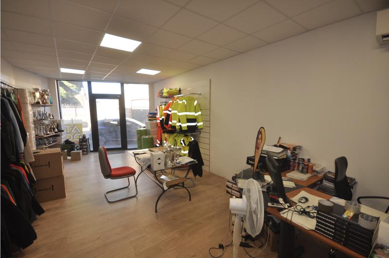 Local commercial - 76 m²