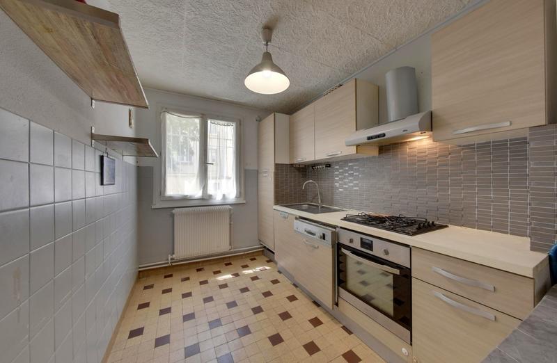 Appartement - 79 m² - 5 pièces