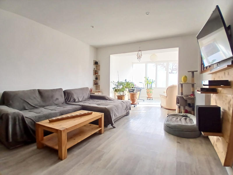 Maison - 190 m² - 9 pièces