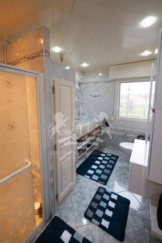 Maison - 143 m² - 7 pièces