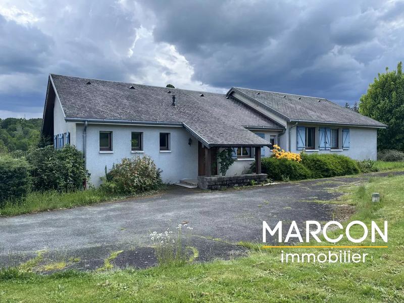 Maison - 225 m² - 7 pièces