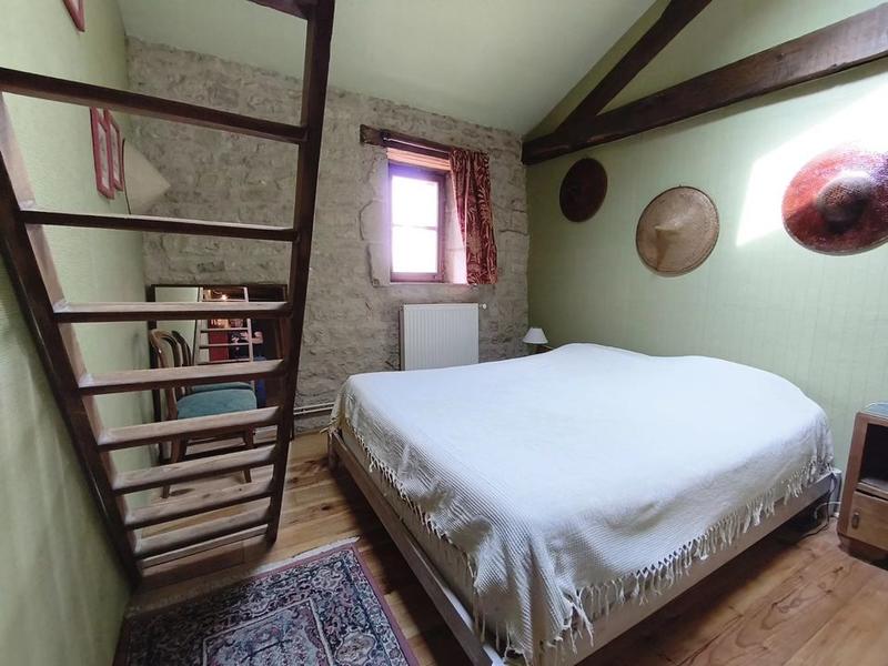 Maison ancienne - 434 m² - 10 pièces