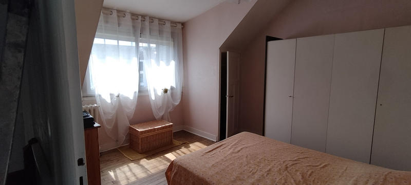 Maison - 111 m² - 7 pièces