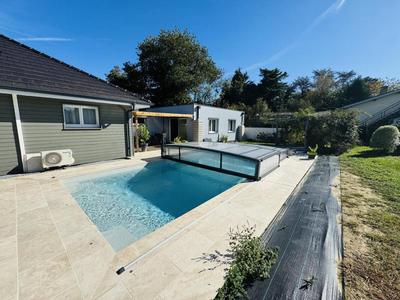 Maison - 138 m² - 5 pièces