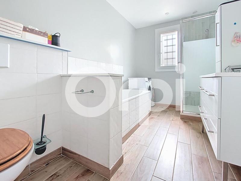 Maison - 120 m² - 4 pièces