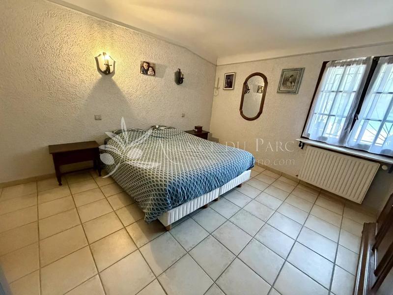 Maison - 168 m² - 6 pièces