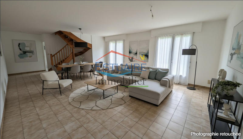 Maison traditionnelle - 163 m² - 5 pièces