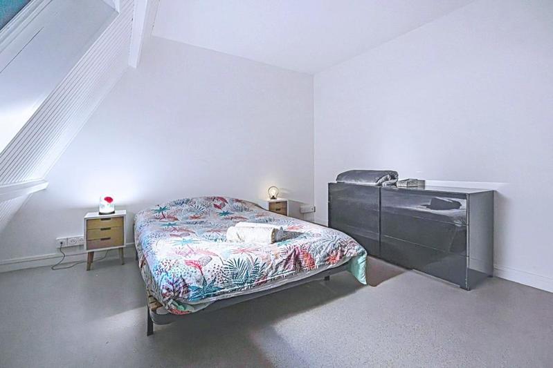 Villa - 220 m² - 10 pièces