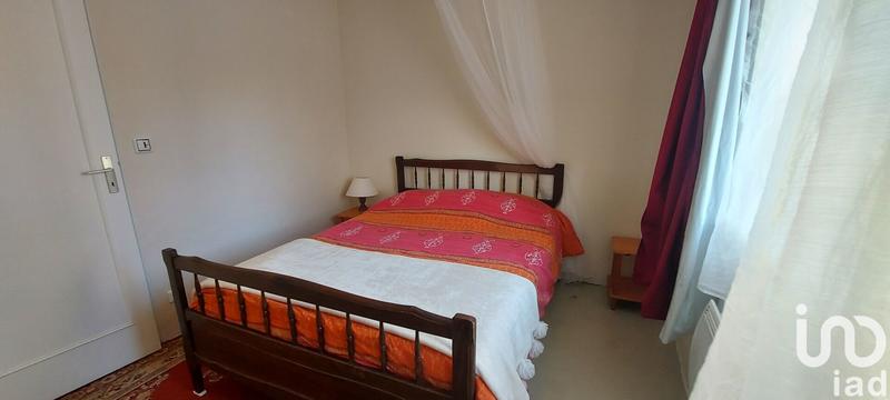 Maison - 230 m² - 9 pièces