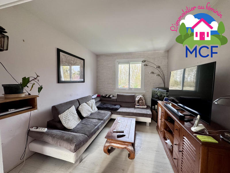 Maison - 93 m² - 5 pièces