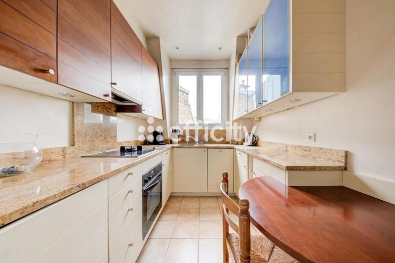 Appartement - 110 m² - 4 pièces