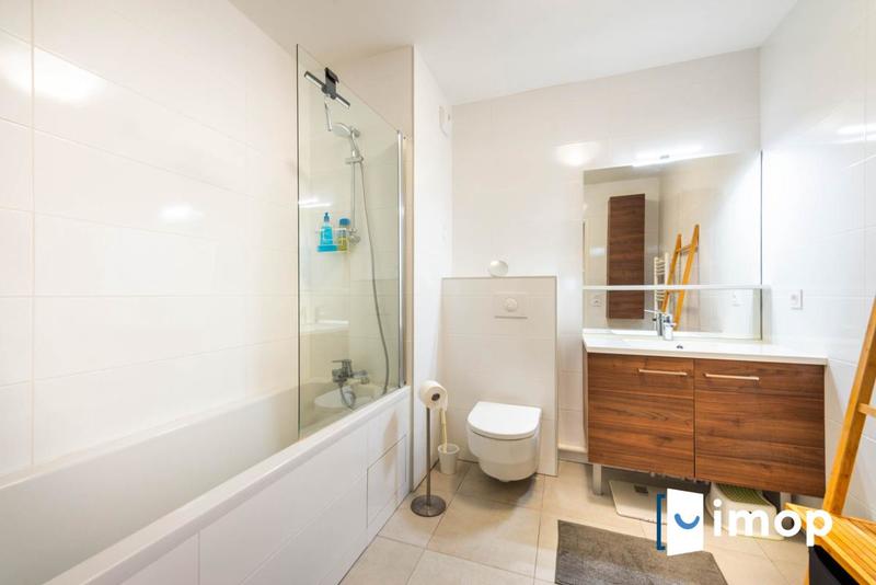 Appartement - 130 m² - 6 pièces