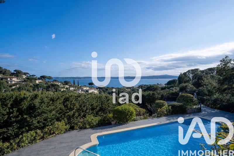 Maison de maîtres - 242 m² - 7 pièces