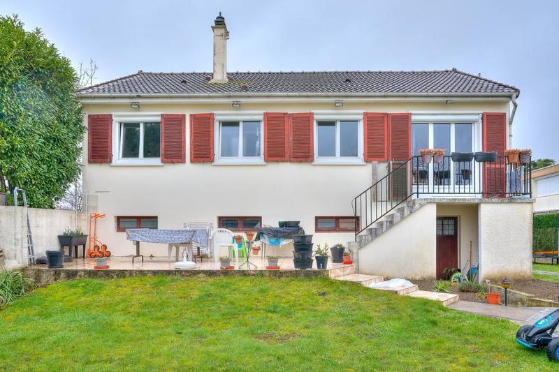 Maison - 77 m² - 5 pièces