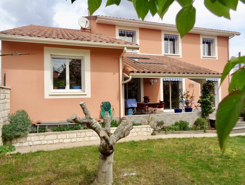 Maison - 183 m² - 6 pièces