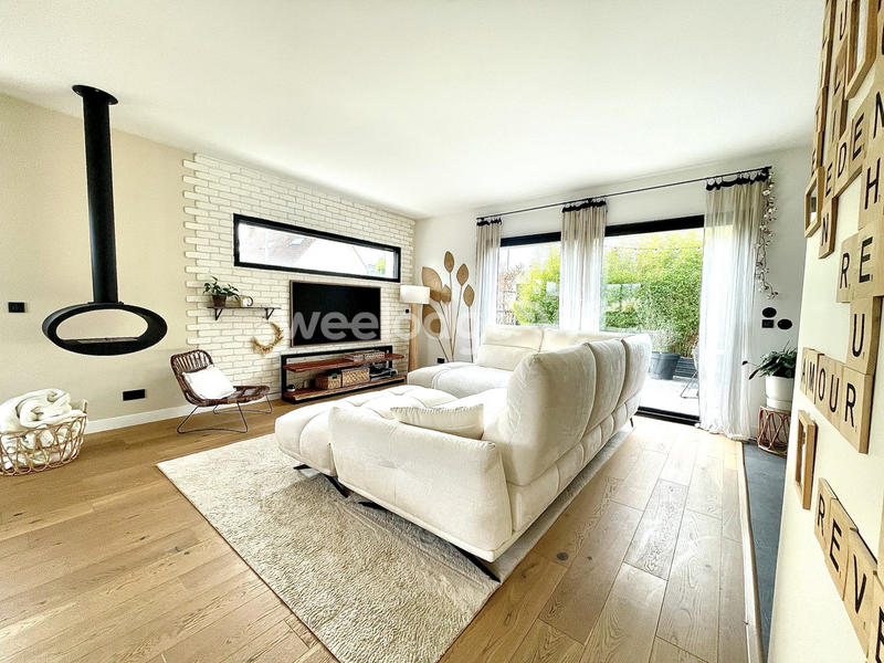 Maison contemporaine - 142 m² - 6 pièces