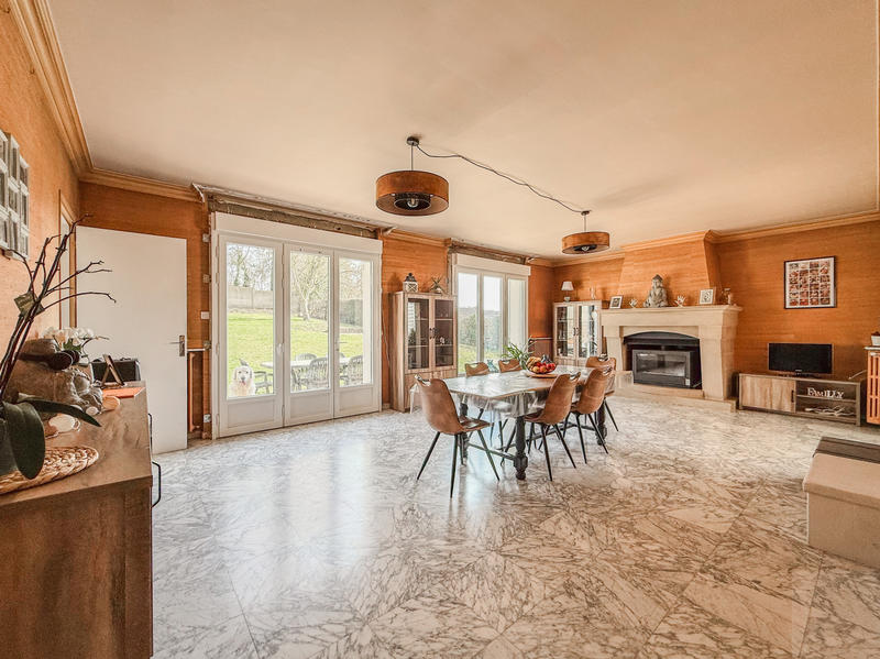 Maison - 165 m² - 6 pièces