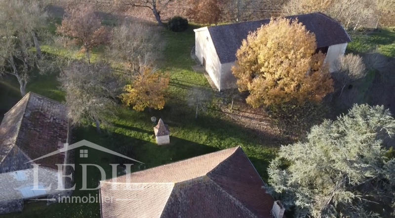 Maison de maîtres - 280 m² - 7 pièces