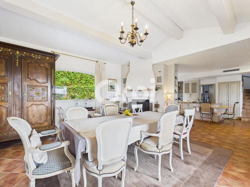 Villa - 170 m² - 6 pièces