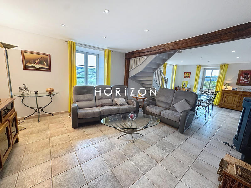 Maison ancienne - 155 m² - 6 pièces