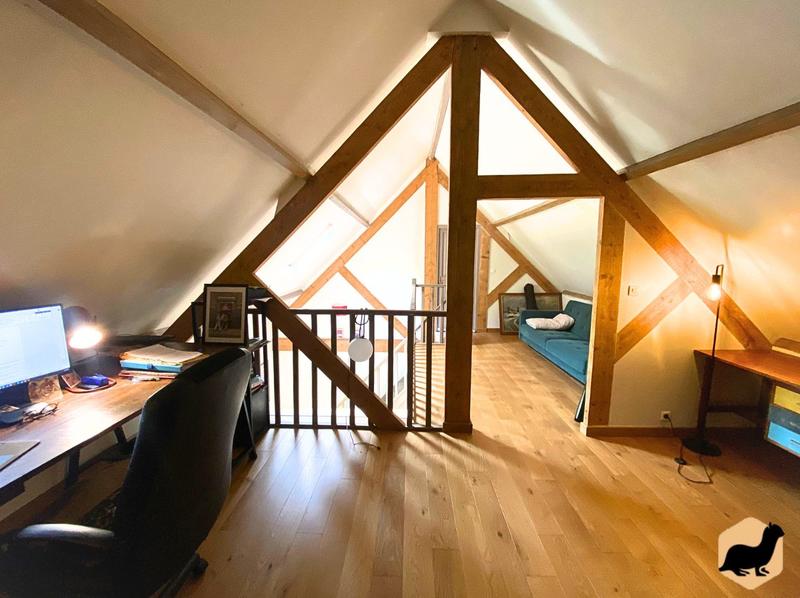 Maison - 300 m² - 8 pièces