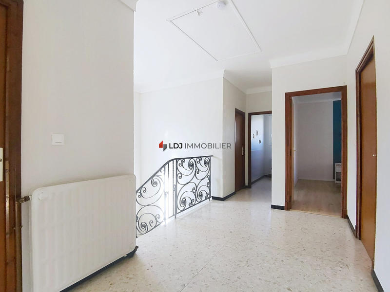 Maison - 157 m² - 6 pièces