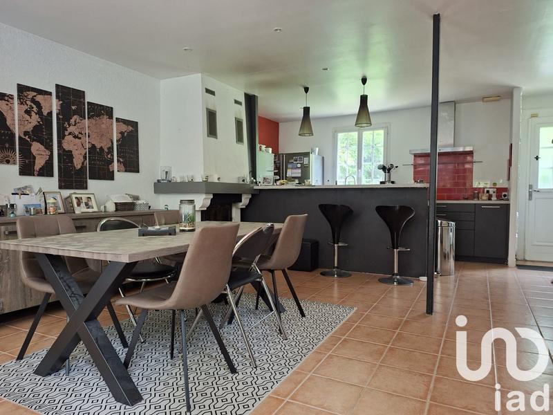 Maison - 128 m² - 7 pièces