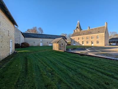 Maison - 301 m² - 8 pièces