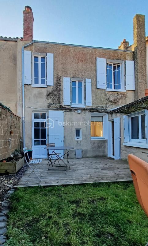 Maison bourgeoise - 100 m² - 4 pièces