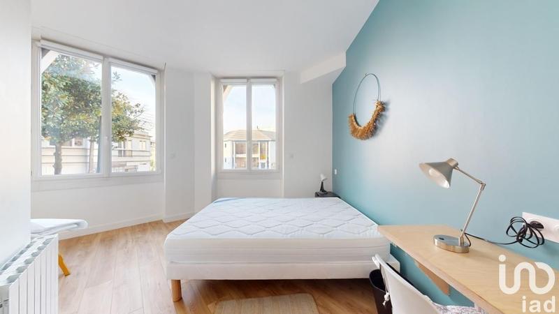 Maison - 210 m² - 10 pièces